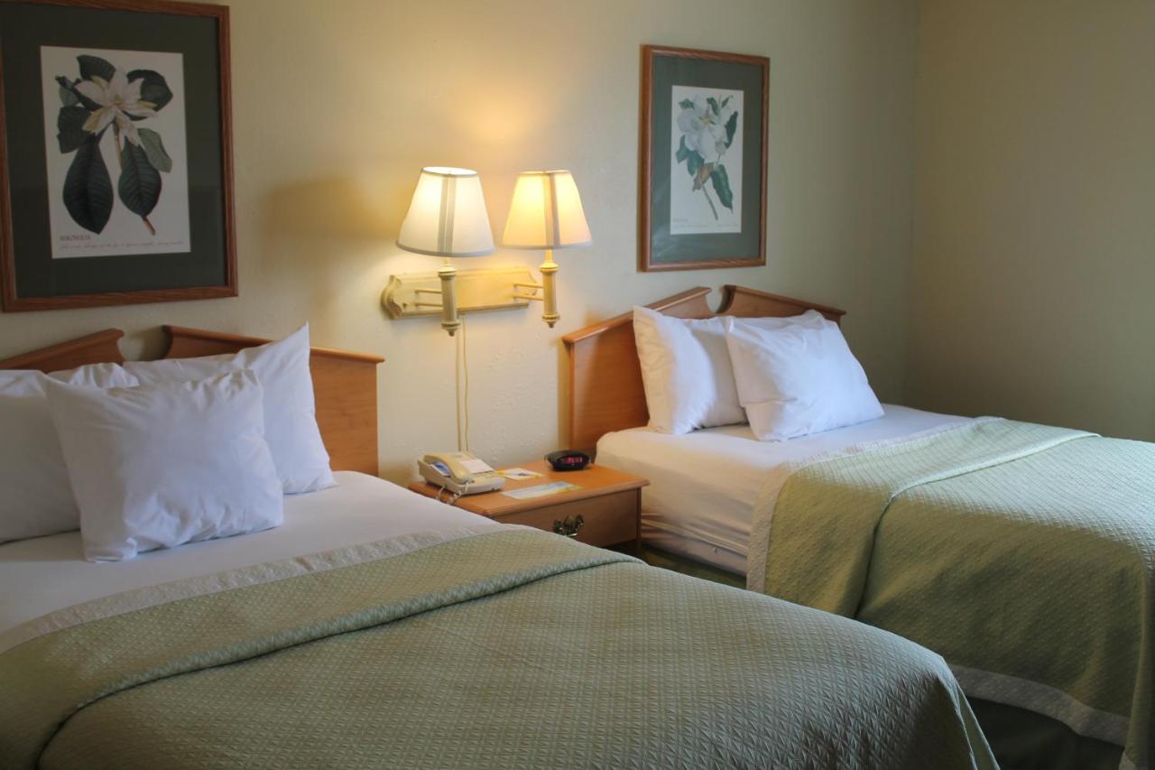 Studio Suite with Two Double Beds and One King Bed - Non-Smoking at Days Inn & Suites by Wyndham Bridgeport - Clarksburg