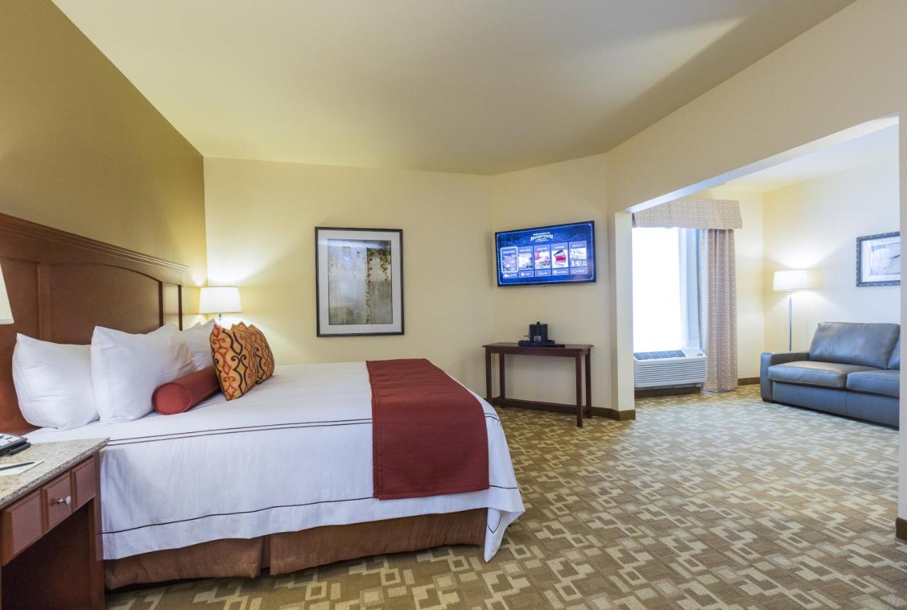 Cypress Suite King  at Boomtown Casino & Hotel New Orleans