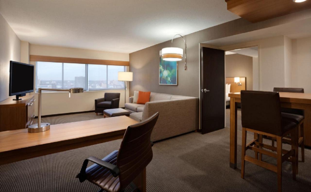 One-Bedroom King Suite at Hyatt Place Minneapolis Downtown