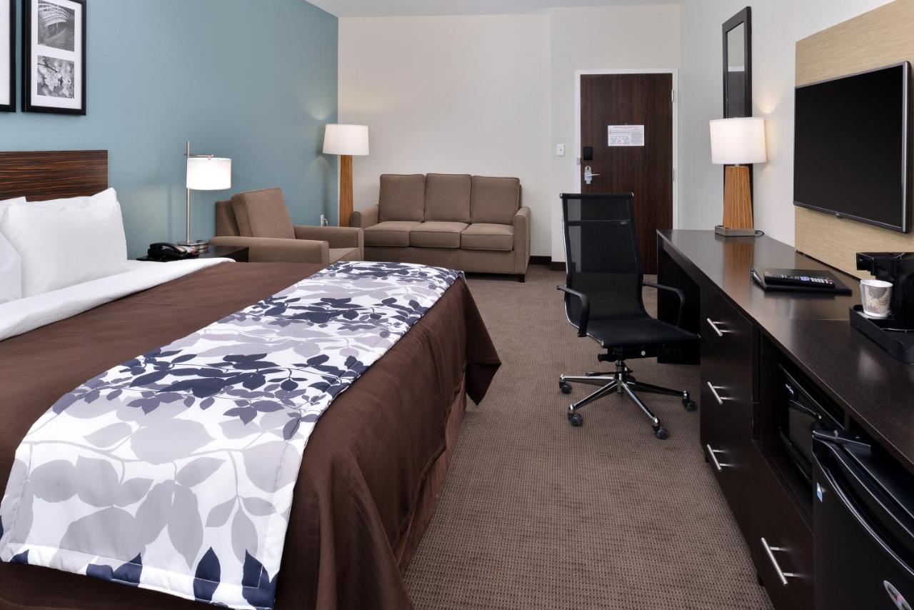Queen Room with Two Queen Beds - Non-Smoking at Sleep Inn & Suites Meridian - Bonita Lakes