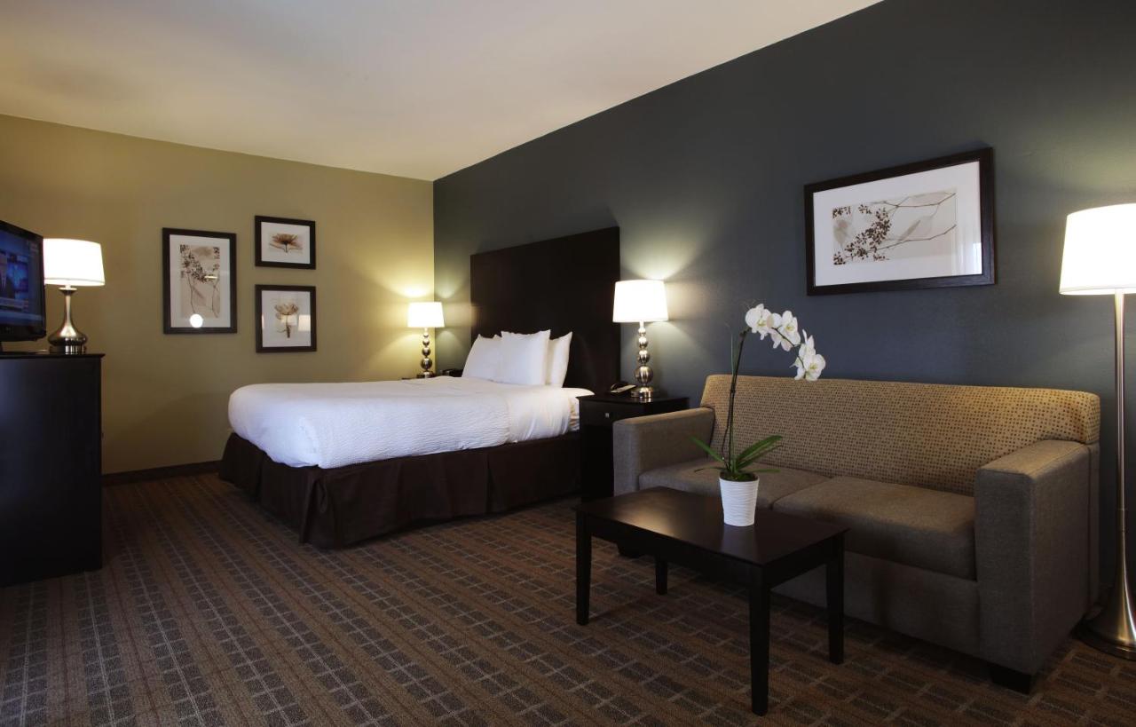 Executive King Room with Sofa Bed at La Cuesta Inn, BW Signature Collection