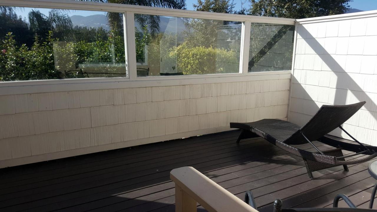 King Room with Balcony at Malibu Country Inn