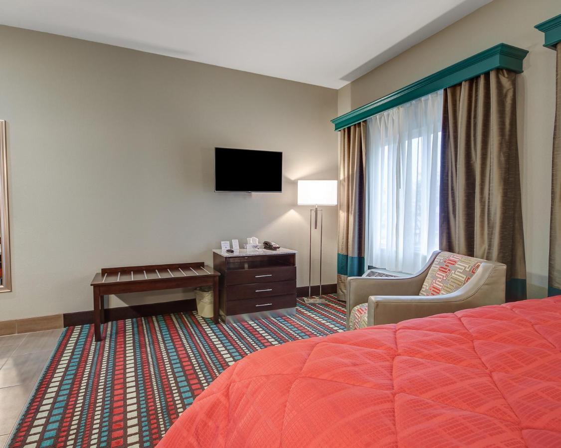 King Suite - Non-Smoking at MainStay Suites Hobbs
