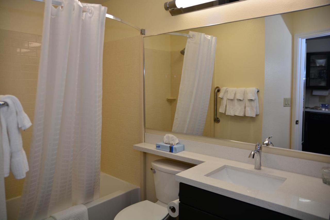 Standard Double or Twin Room at Candlewood Suites College Station At University, an IHG Hotel