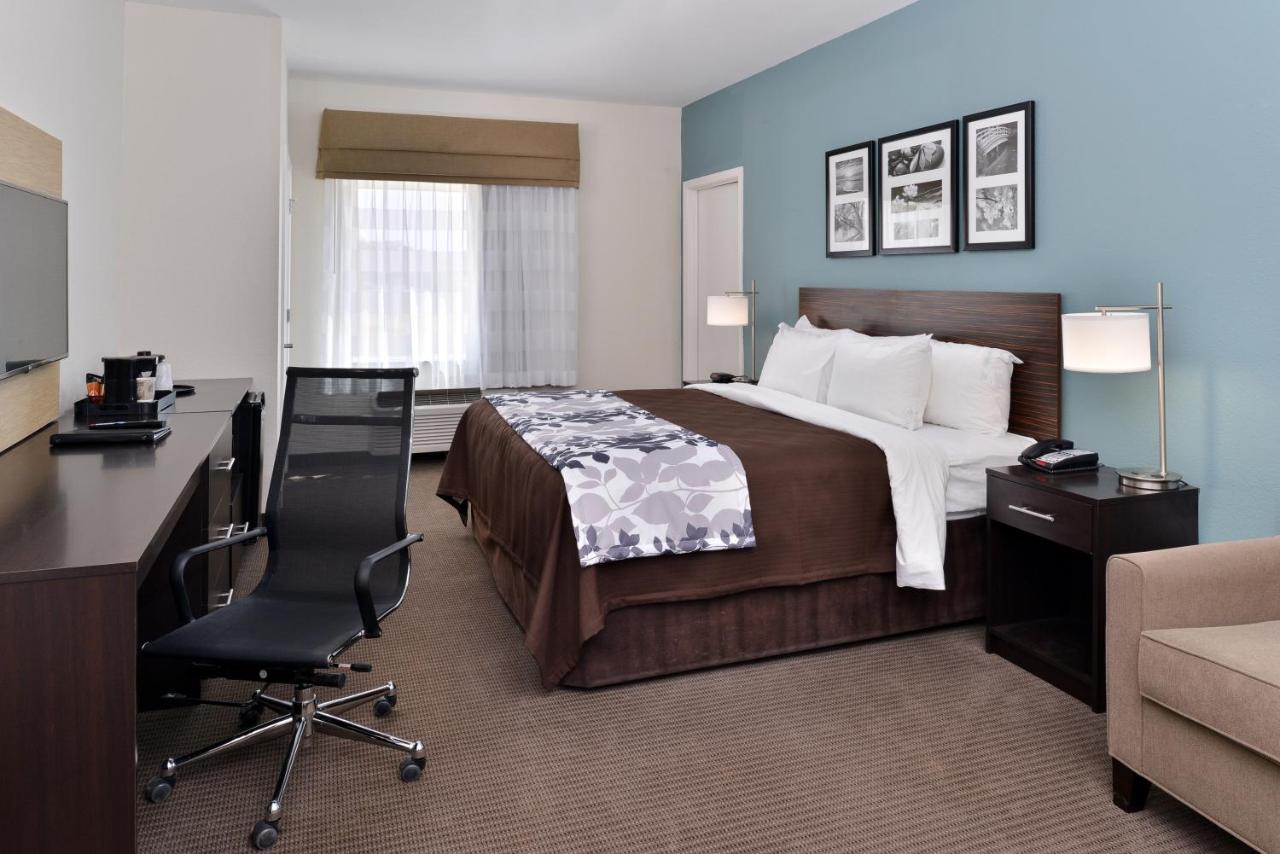 King Suite - Non-Smoking at Sleep Inn & Suites Meridian - Bonita Lakes