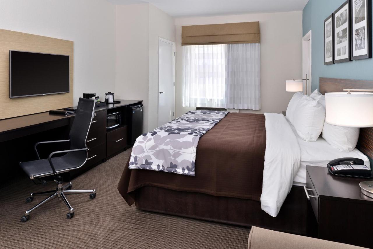 King Suite - Non-Smoking at Sleep Inn & Suites Meridian - Bonita Lakes