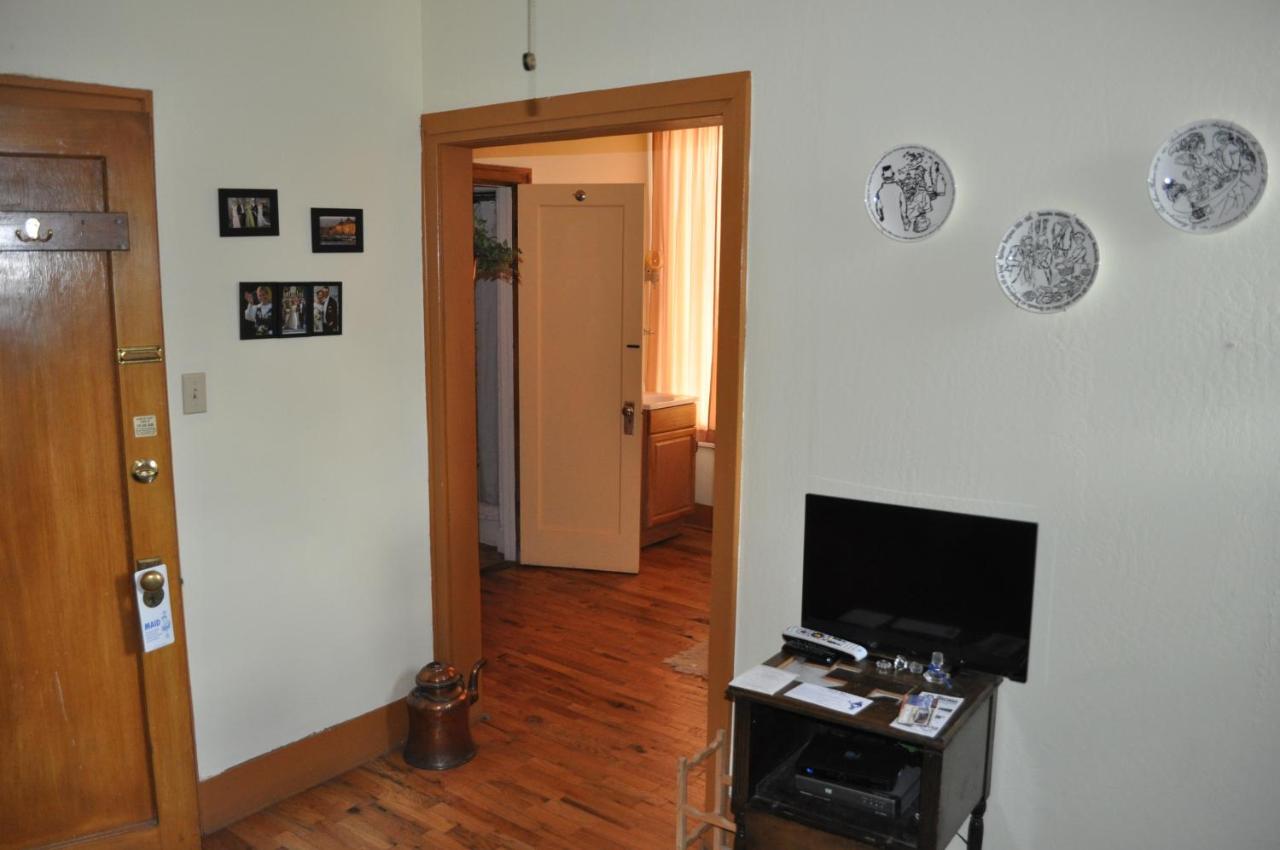 Deluxe Queen Studio at The Historic Grand Canyon Hotel