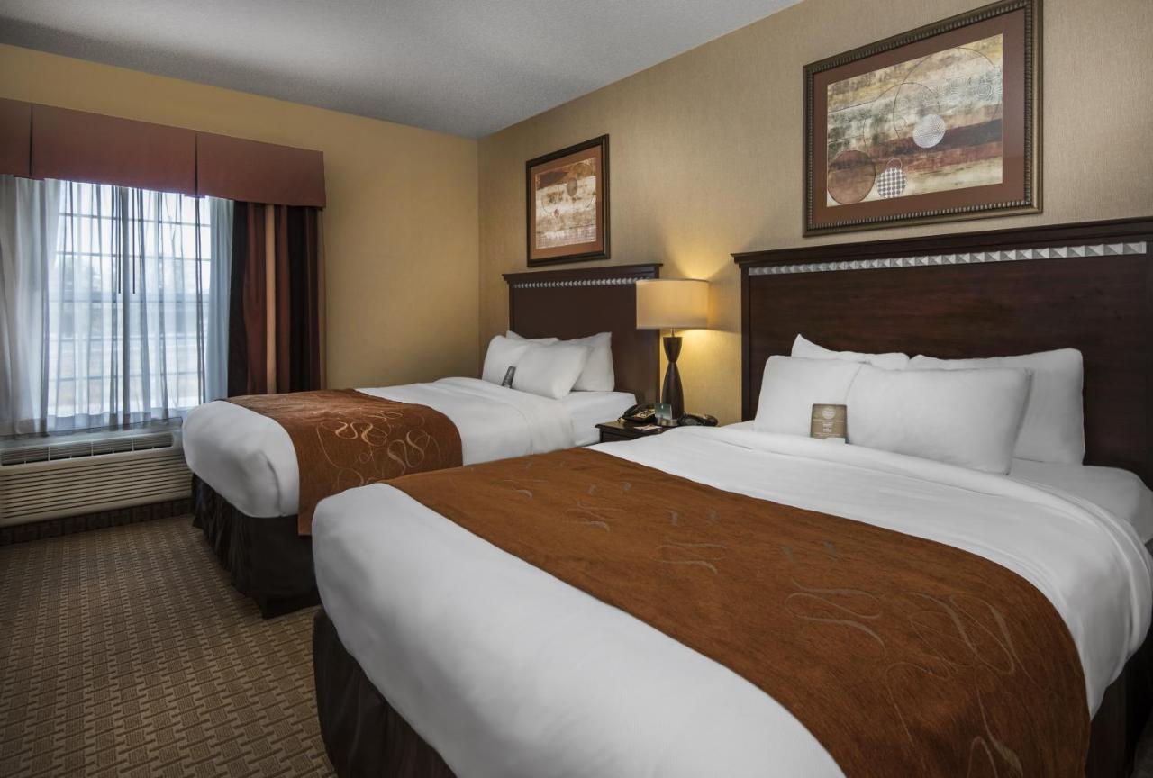 Queen Suite with Two Queen Beds - Non-Smoking at Comfort Suites Conway
