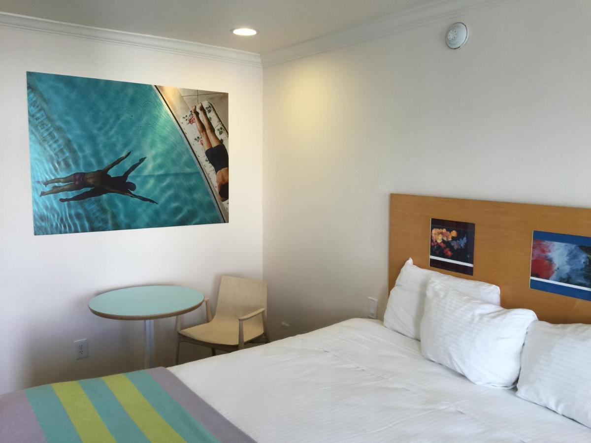 King Room at Beverly Laurel Hotel at West Hollywood
