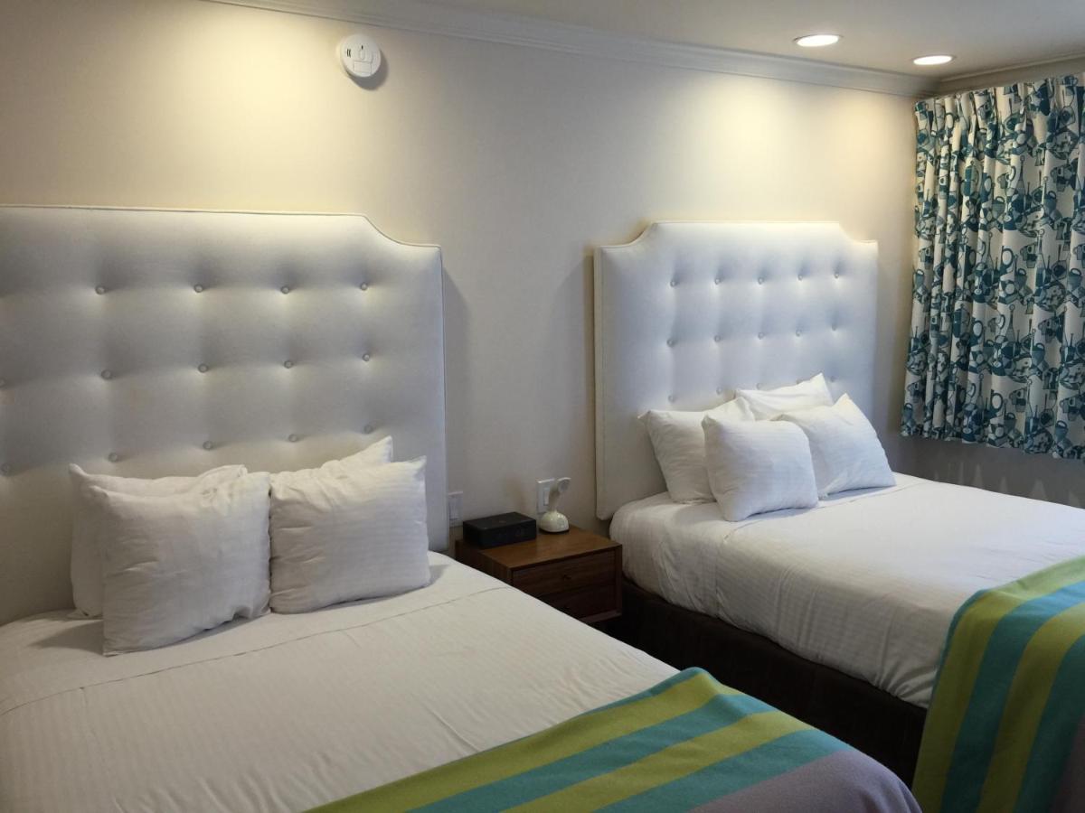 Double Room with Two Double Beds at Beverly Laurel Hotel at West Hollywood