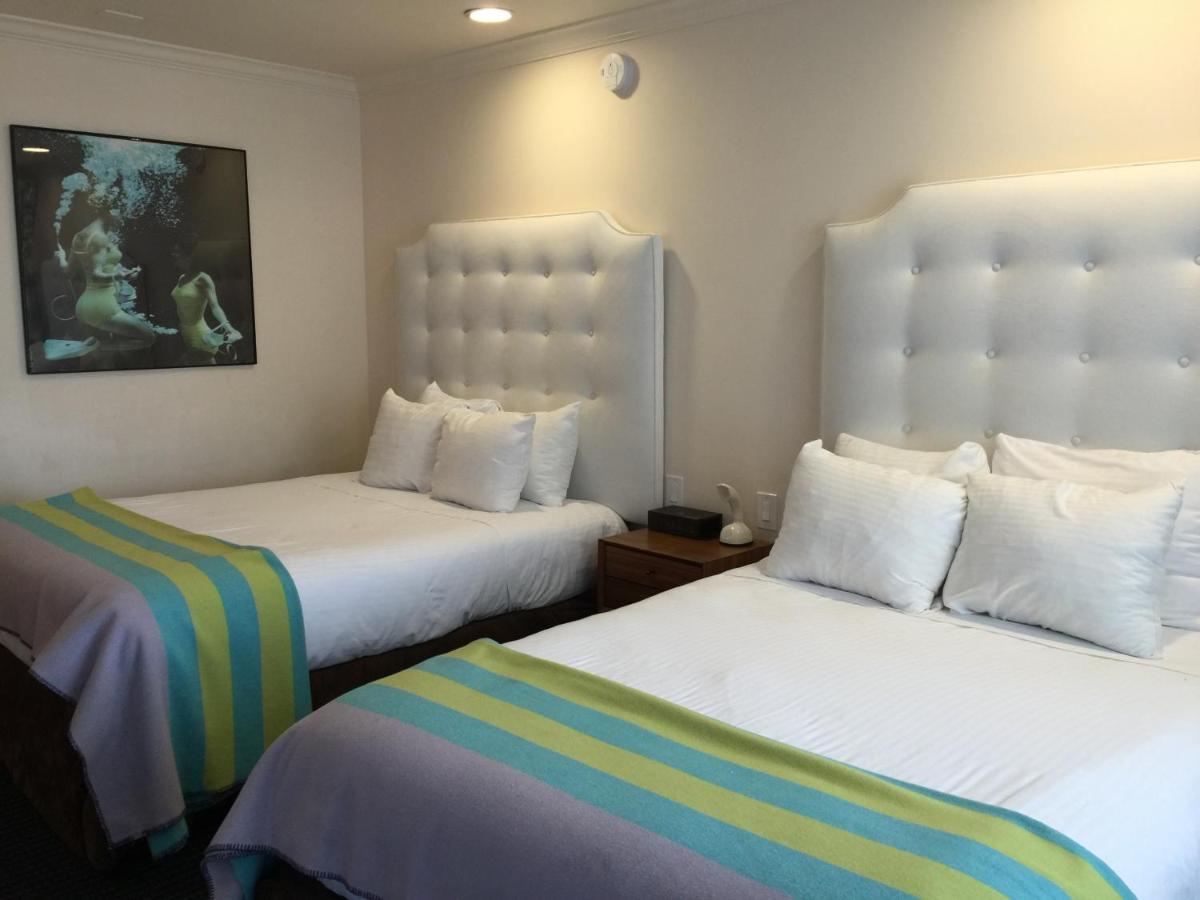 Double Room with Two Double Beds at Beverly Laurel Hotel at West Hollywood