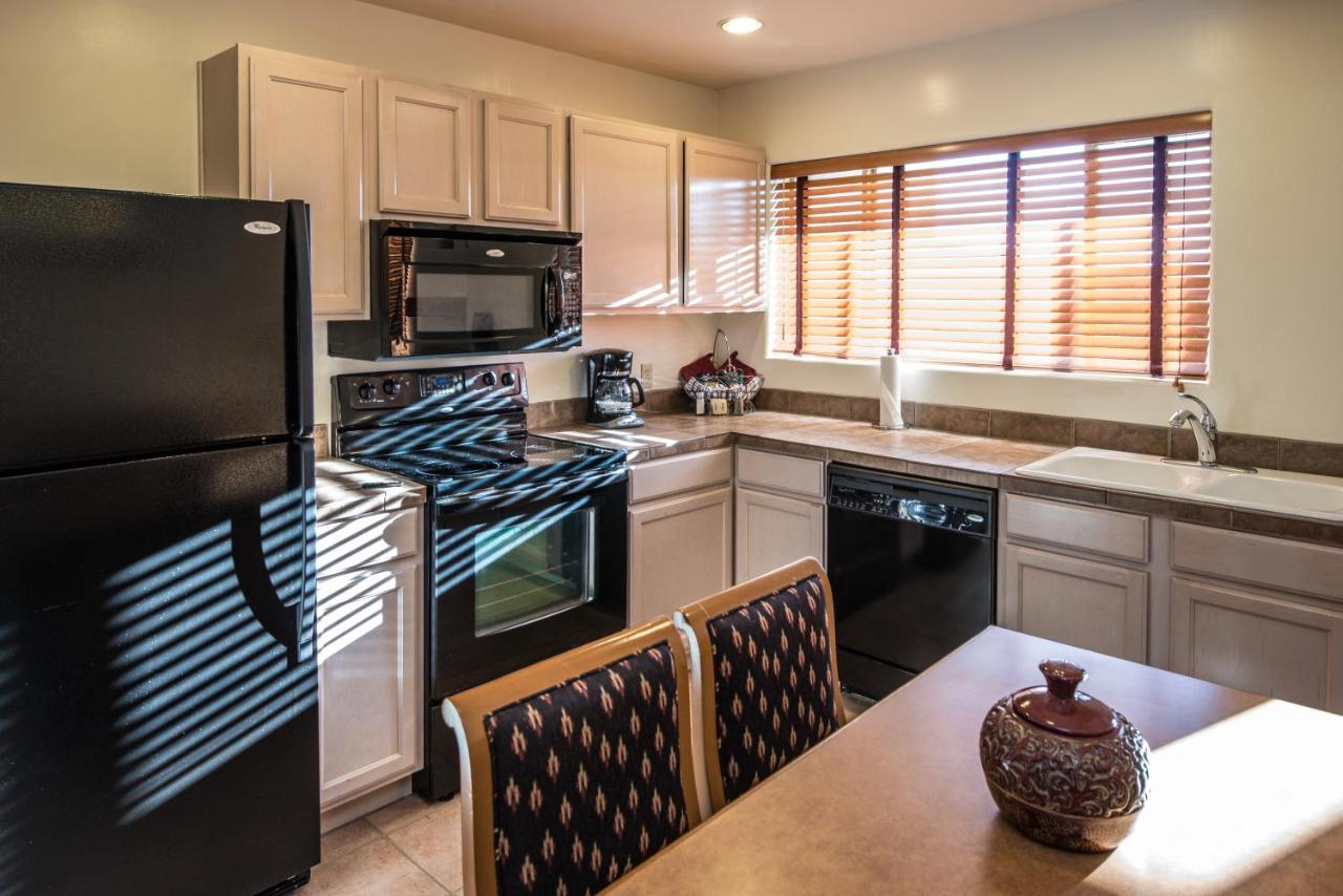 Two-Bedroom Apartment at Villas of Cave Creek