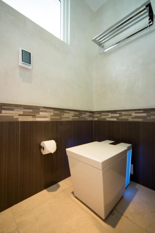 Junior Penthouse with Ocean View at Royal Blues Hotel