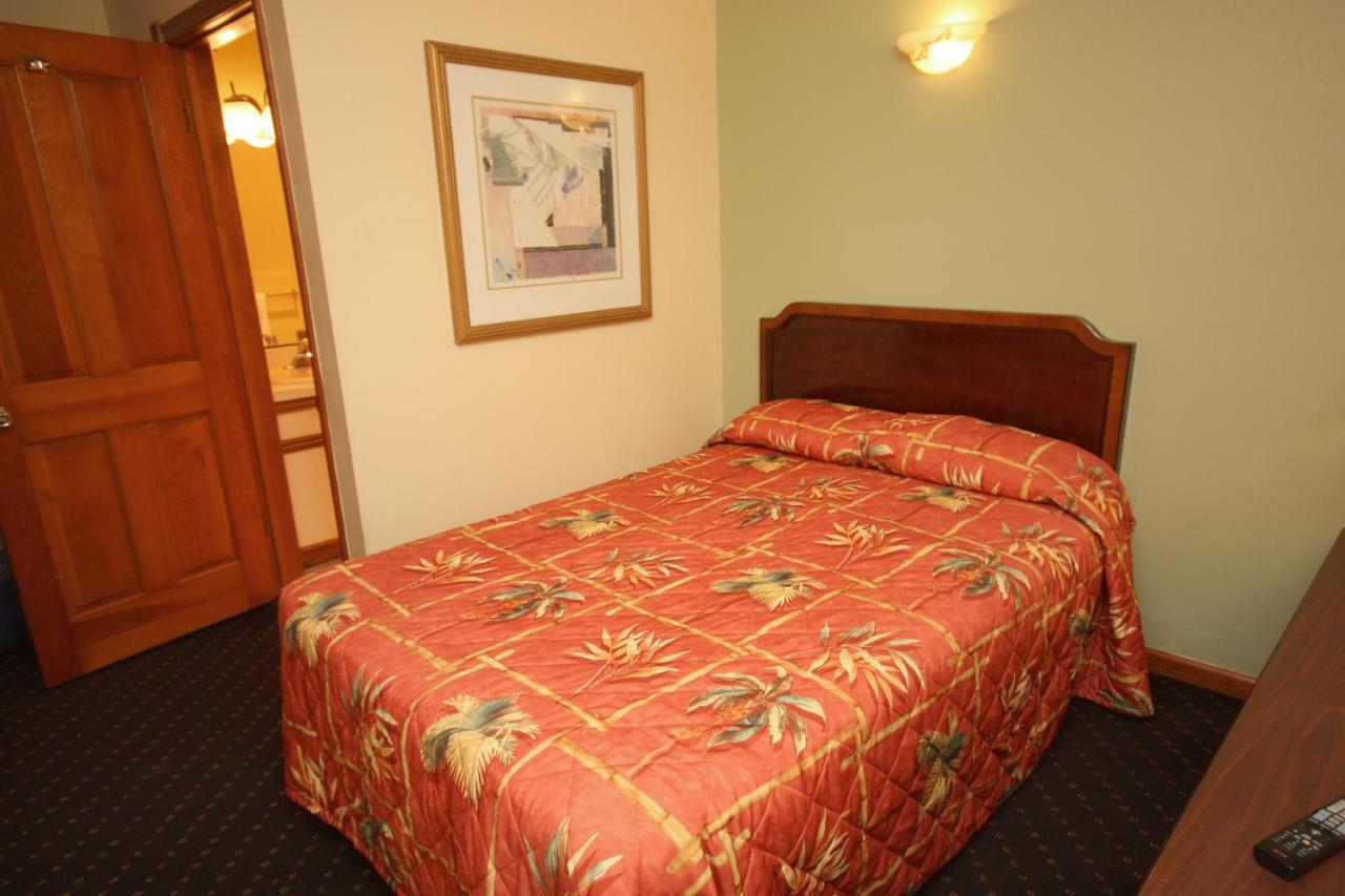 | Calypso Boutique Hotel