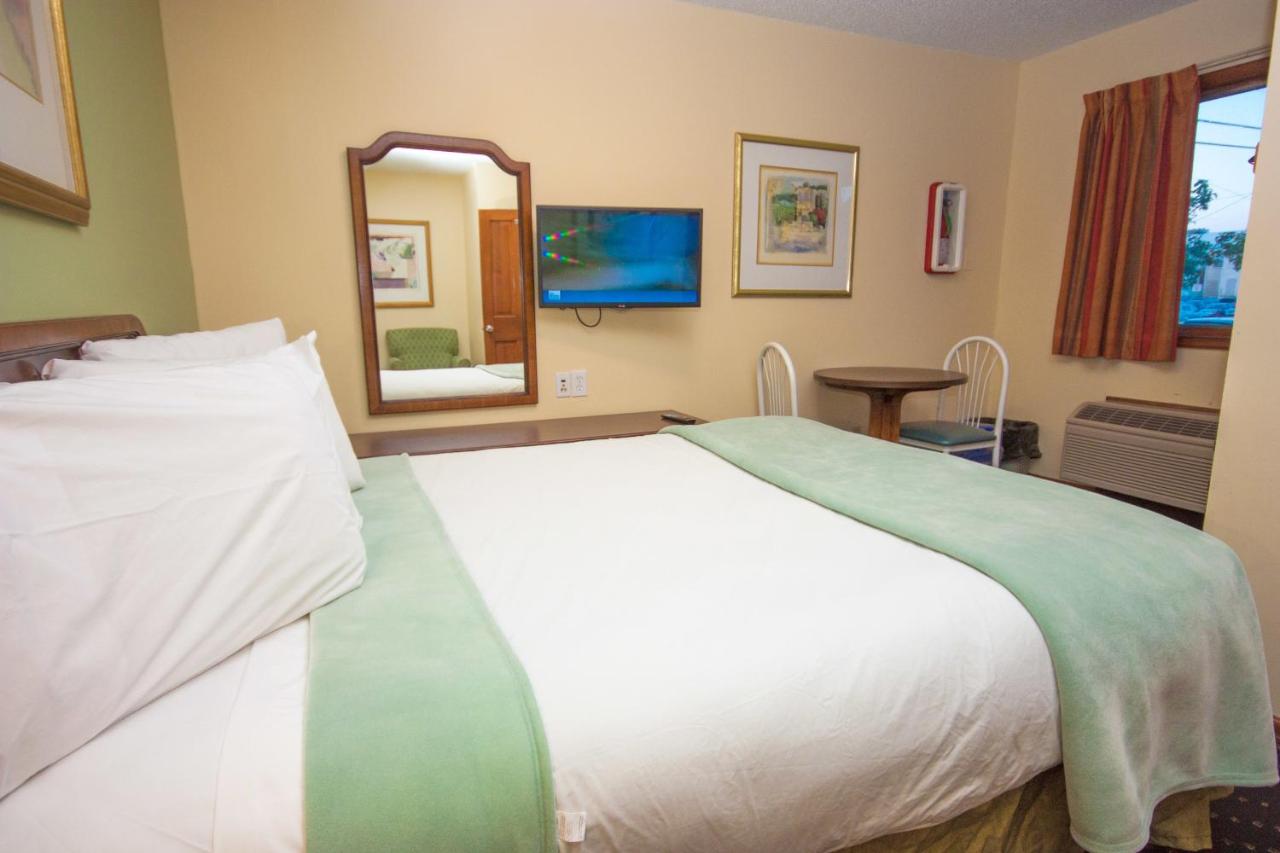  | Calypso Boutique Hotel