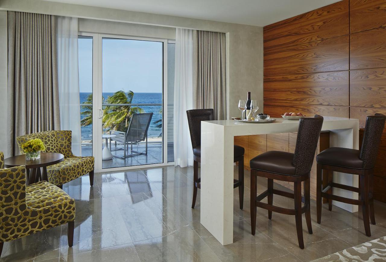 Corner Room with Ocean View at Royal Blues Hotel