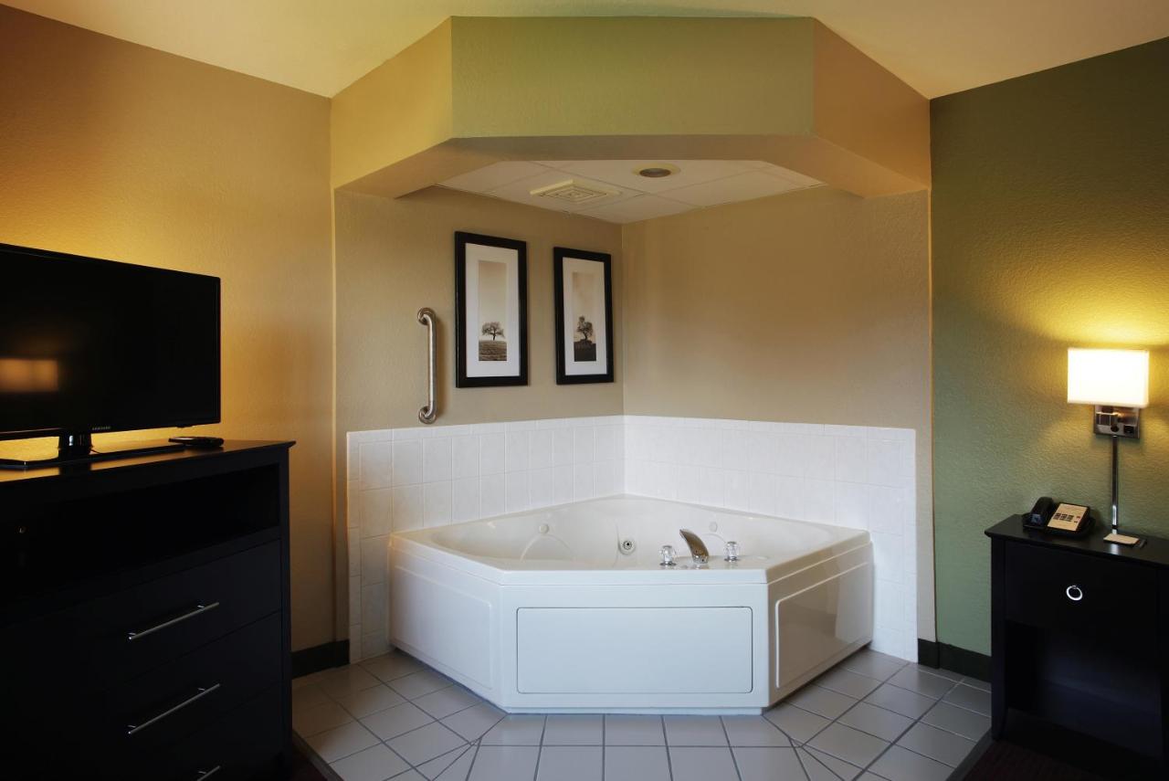 King Studio Suite - Non-Smoking at AmericInn by Wyndham Okoboji