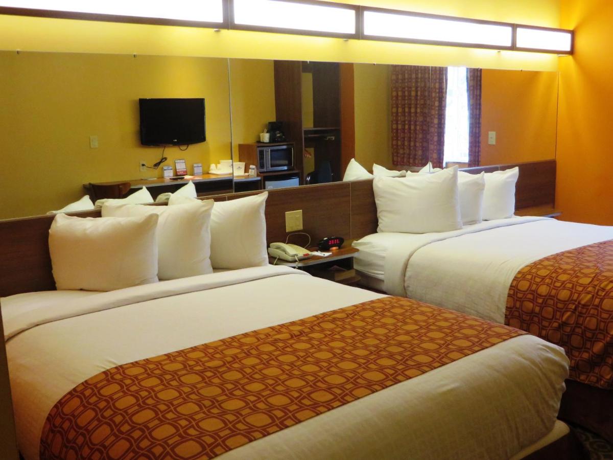 Queen Room - Disability Access - Non-Smoking at SureStay by Best Western South Bend