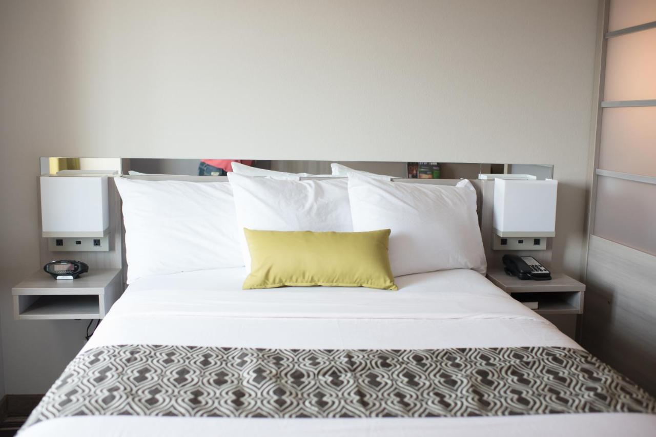 Queen Room - Disability Access/Non-Smoking at Microtel Inn & Suites by Wyndham West Fargo Medical Center