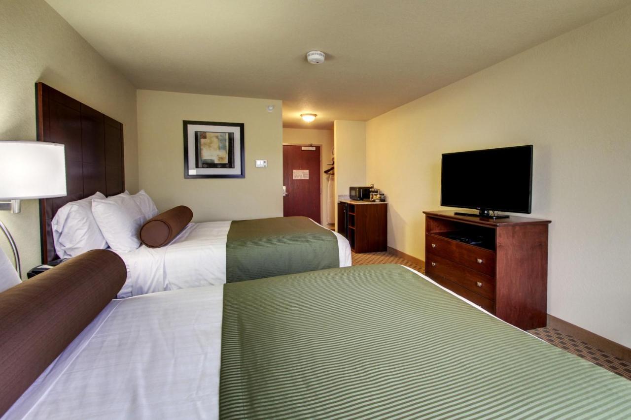  | Cobblestone Hotel & Suites - Pulaski