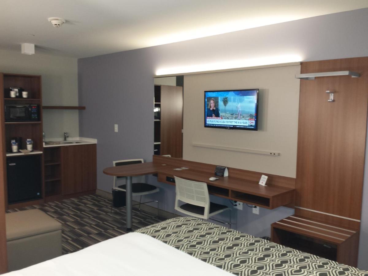 Queen Room with Two Queen Beds - Non-Smoking at Microtel Inn & Suites By Wyndham Philadelphia Airport Ridley