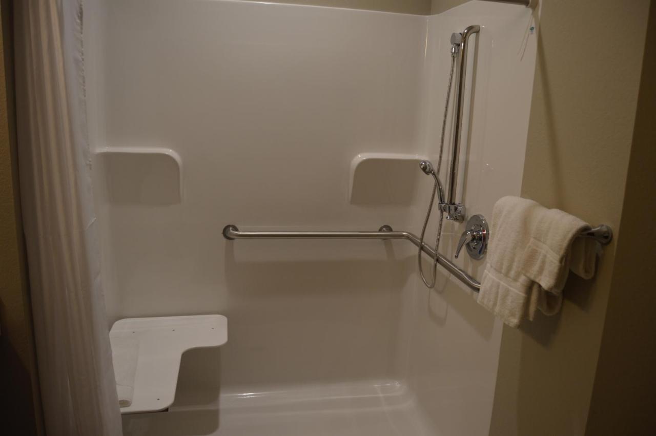 Double Room - Disability Access at Heritage Place Hotel & Suites
