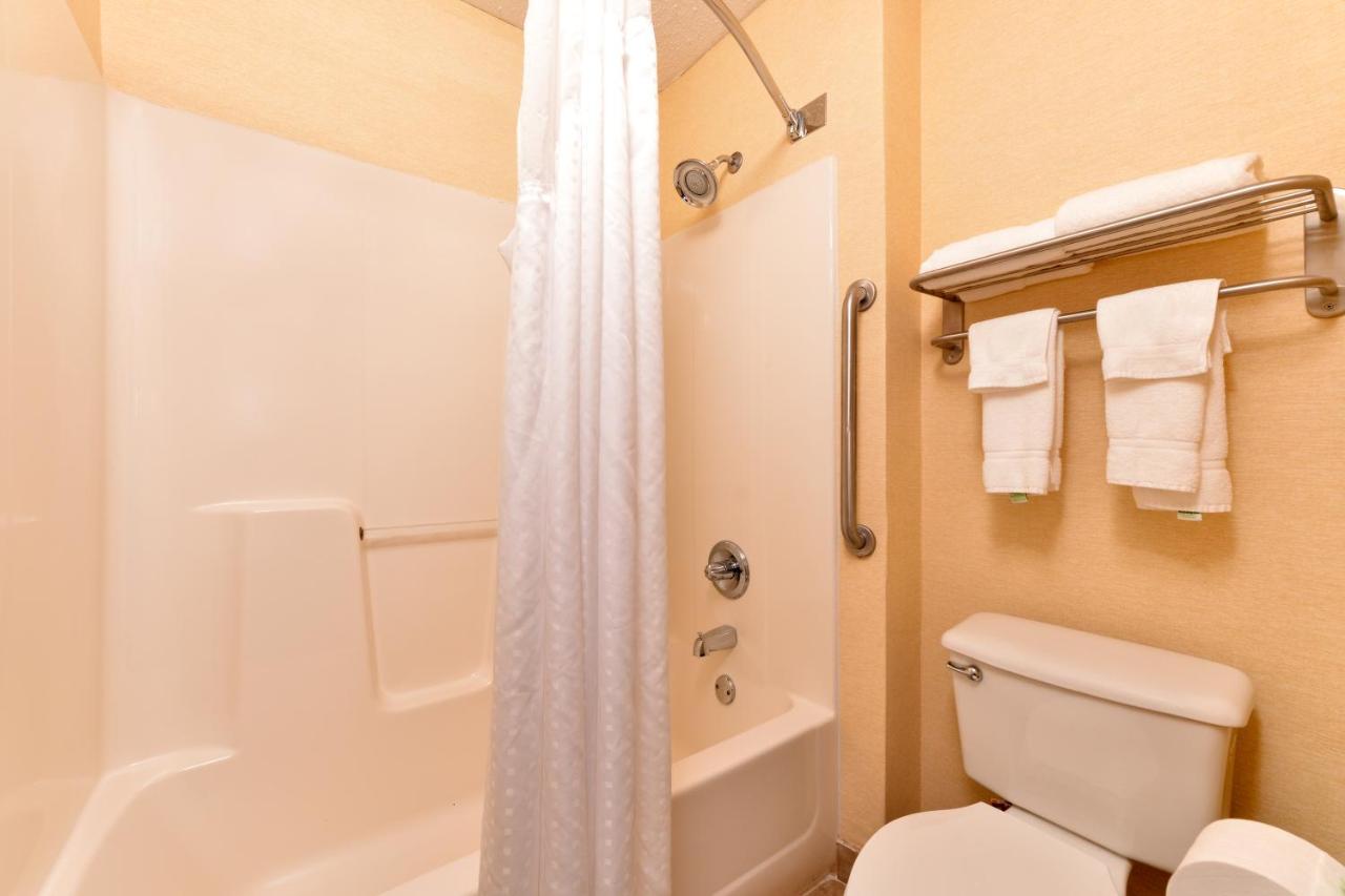 King room - Disability Access Hearing Accessible at Holiday Inn Express & Suites St Marys by IHG
