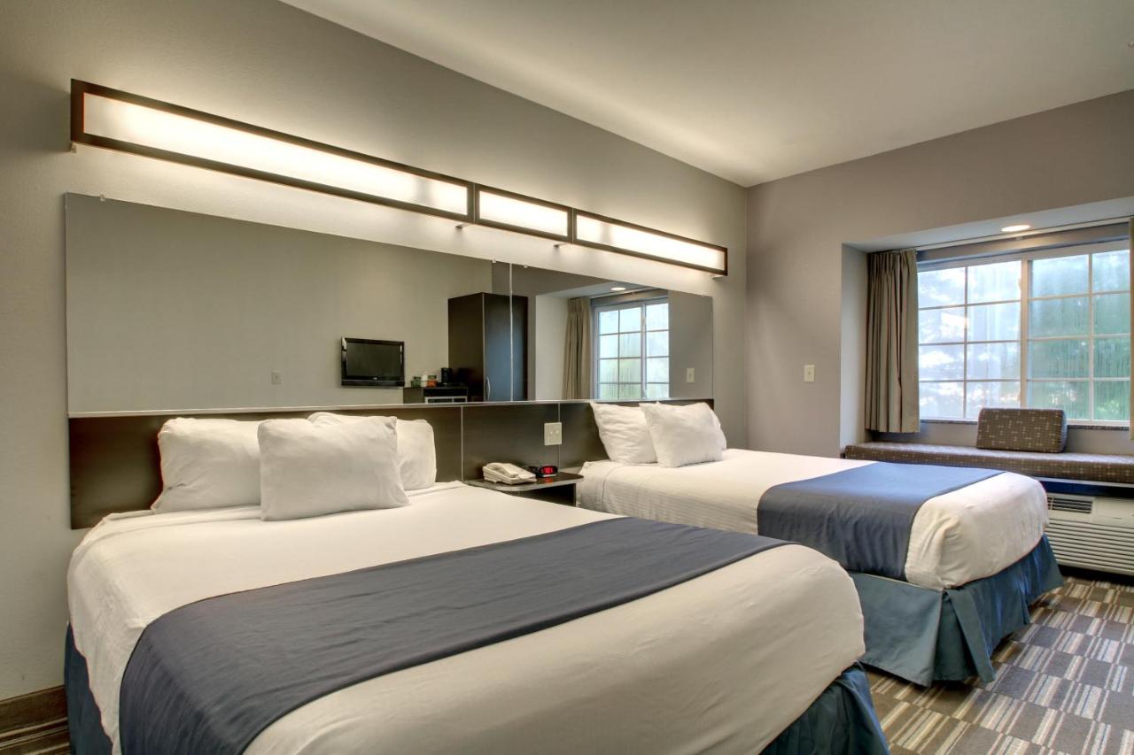 Queen Room with Two Queen Beds - Disability Access/Non-Smoking at Microtel Inn & Suites by Wyndham Tuscaloosa/Near University