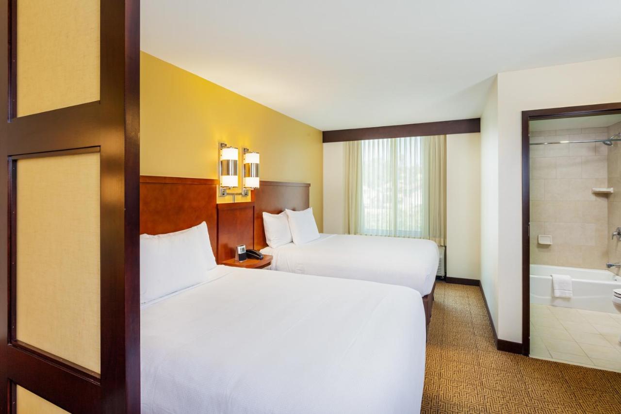 High Floor Queen Room with Two Queen Beds at Hyatt Place San Diego/Vista-Carlsbad