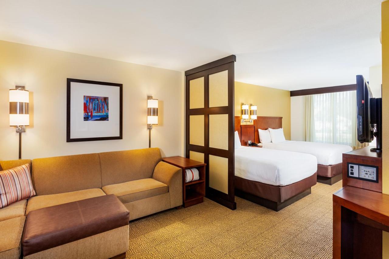 High Floor Queen Room with Two Queen Beds at Hyatt Place San Diego/Vista-Carlsbad