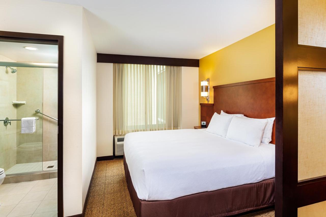 King Room with Sofa Bed at Hyatt Place San Diego/Vista-Carlsbad