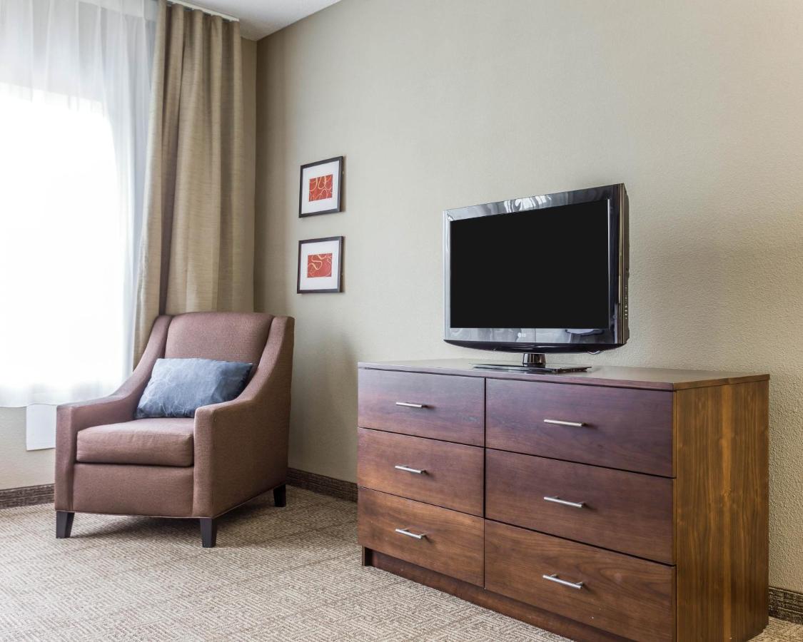 Standard Queen Suite with Two Queen Beds - Non-Smoking at Comfort Suites at Isle Of Palms Connector