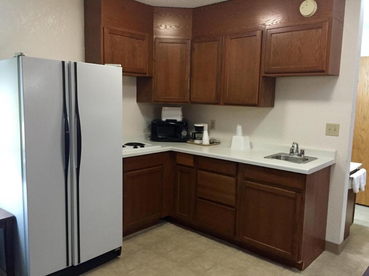 Superior One-Bedroom Suite at StayInn - Grand Forks