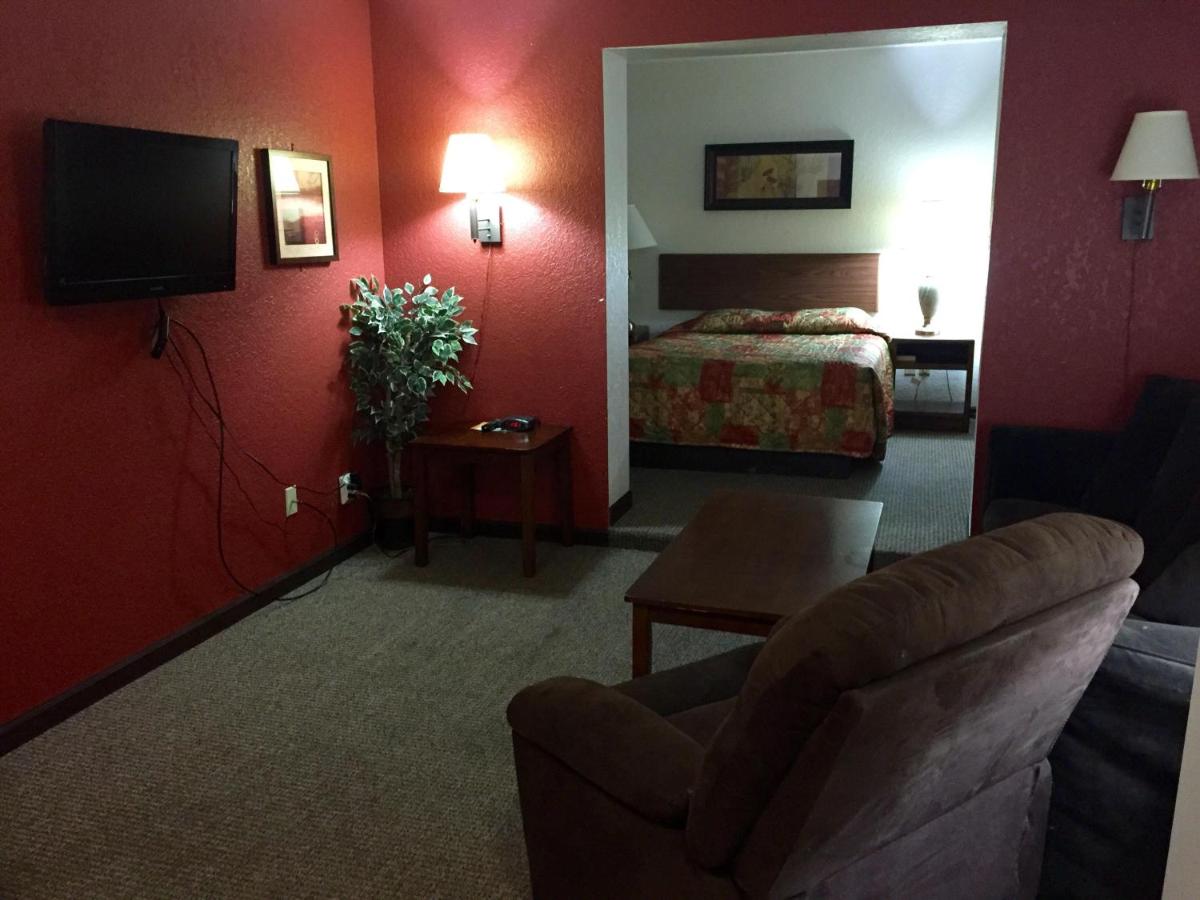Superior One-Bedroom Suite at StayInn - Grand Forks
