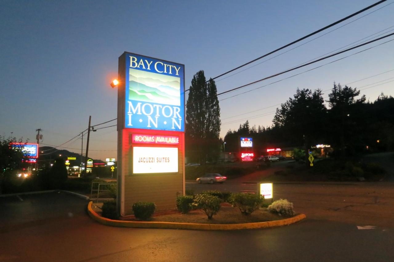  | Bay City Motor Inn