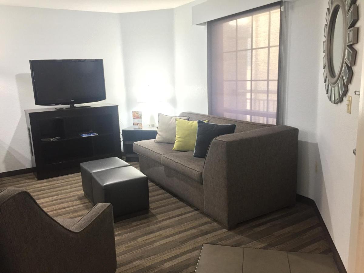 Two Bedroom Trio Suite at Hyatt House LAX/ Manhattan Beach