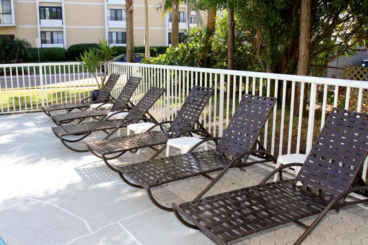  | Chart House Suites on Clearwater Bay