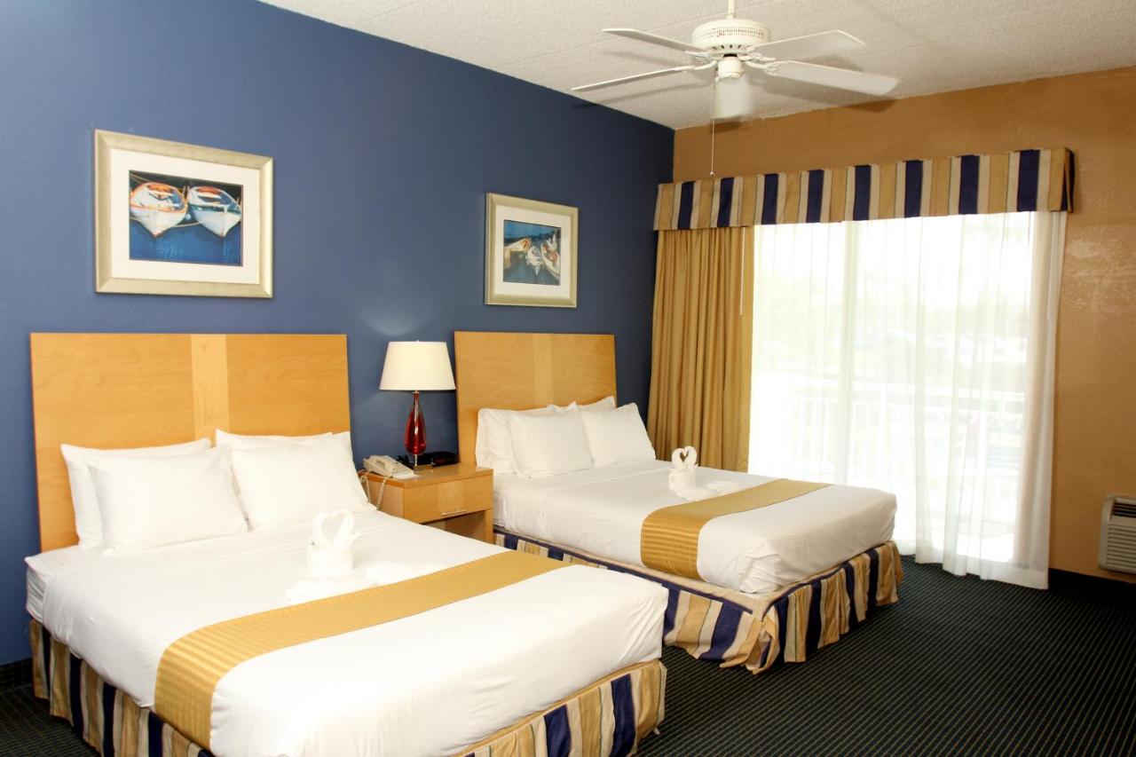  | Chart House Suites on Clearwater Bay