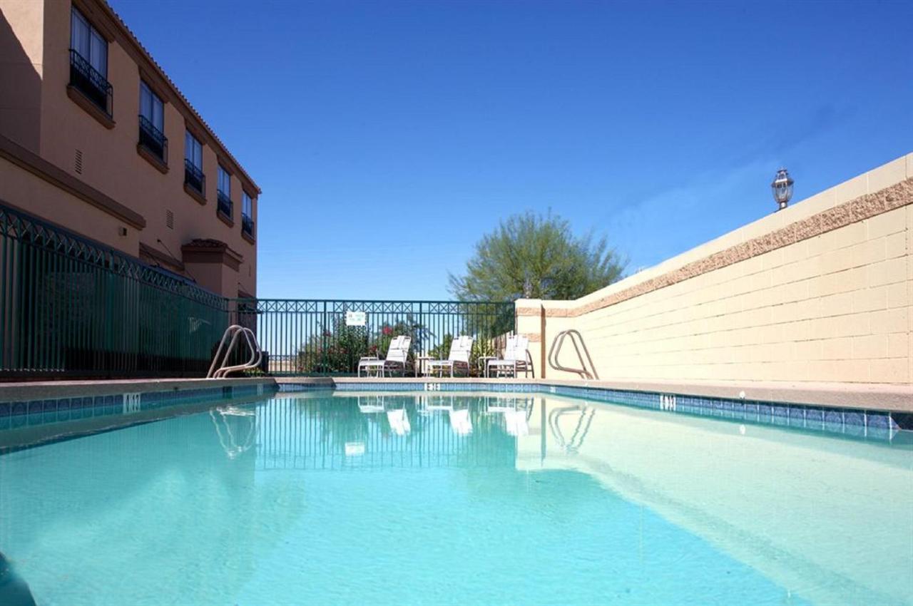 Room Selected at Check-In at GreenTree Inn & Suites Florence