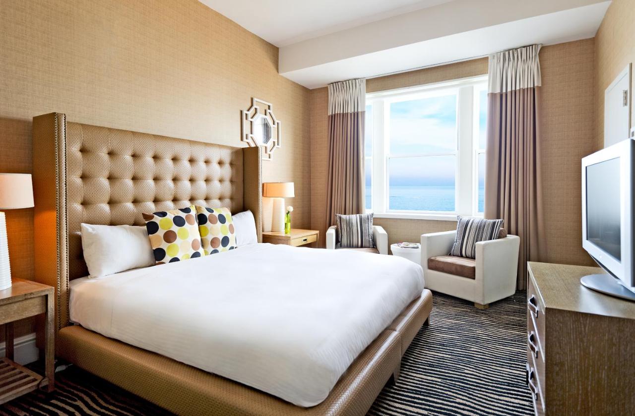 Deluxe King Room with Ocean View at Berkeley Oceanfront Hotel