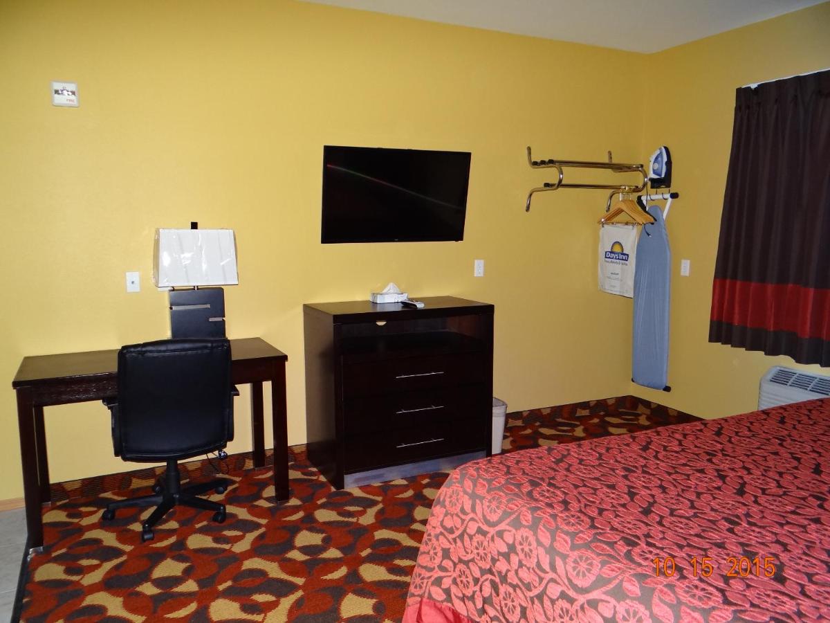 King Suite with One King Bed - Non-Smoking at Days Inn & Suites by Wyndham El Dorado