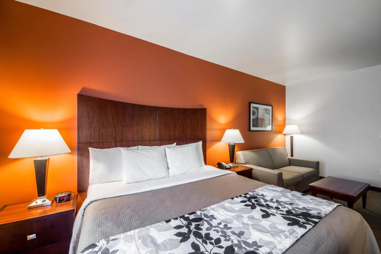 King Suite - Non-Smoking at Garner Hotel Lawton Fort Sill Area by IHG