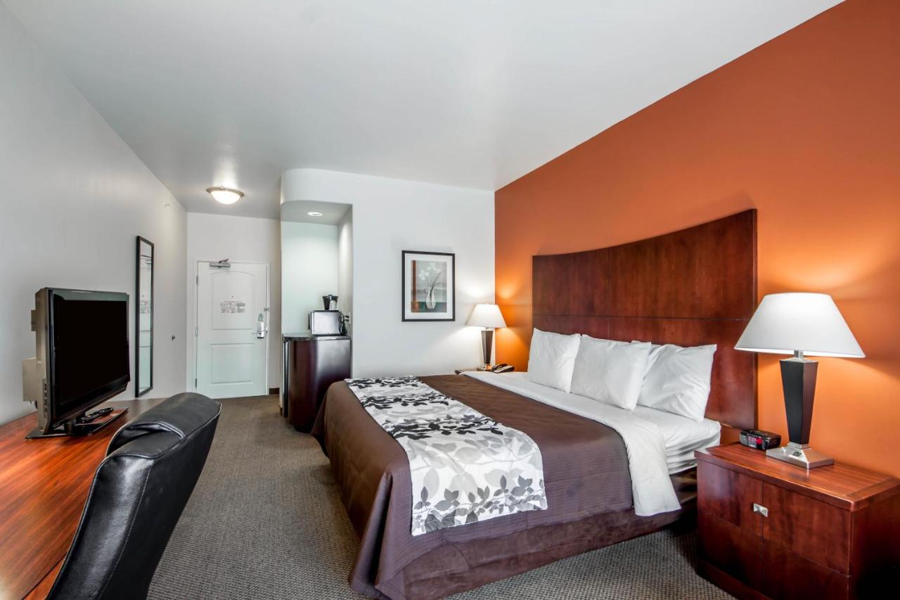 King Room - Non-Smoking at Garner Hotel Lawton Fort Sill Area by IHG