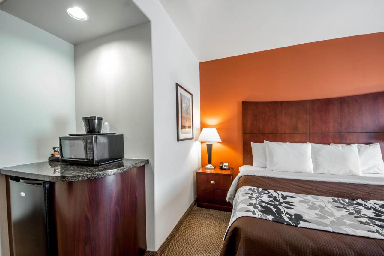 King Room - Non-Smoking at Garner Hotel Lawton Fort Sill Area by IHG