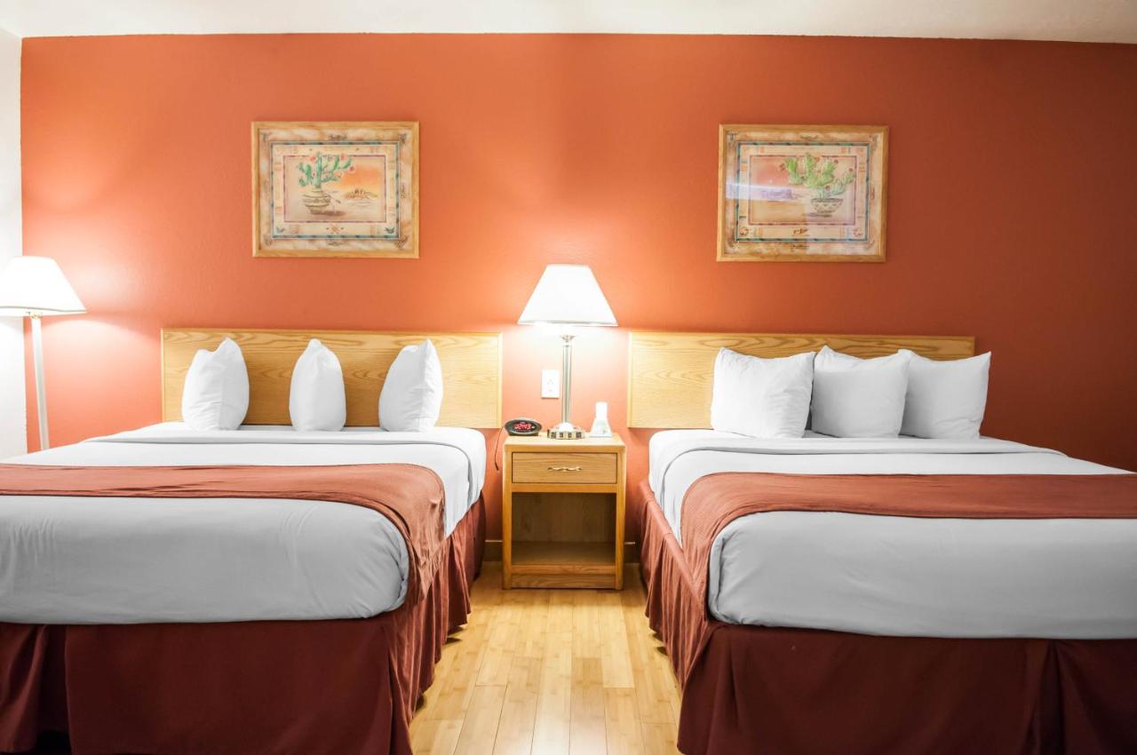 Queen Room with Two Queen Beds - Pet Friendly at Econo Lodge Albuquerque Old Town