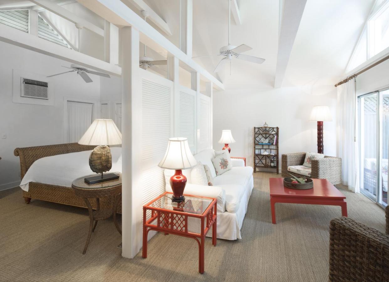 Premier Suite at Simonton Court Historic Inn & Cottages
