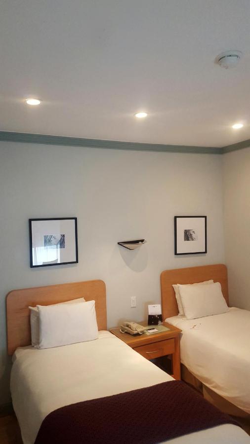 Standard Room with Two Twin Beds at Cadet Hotel