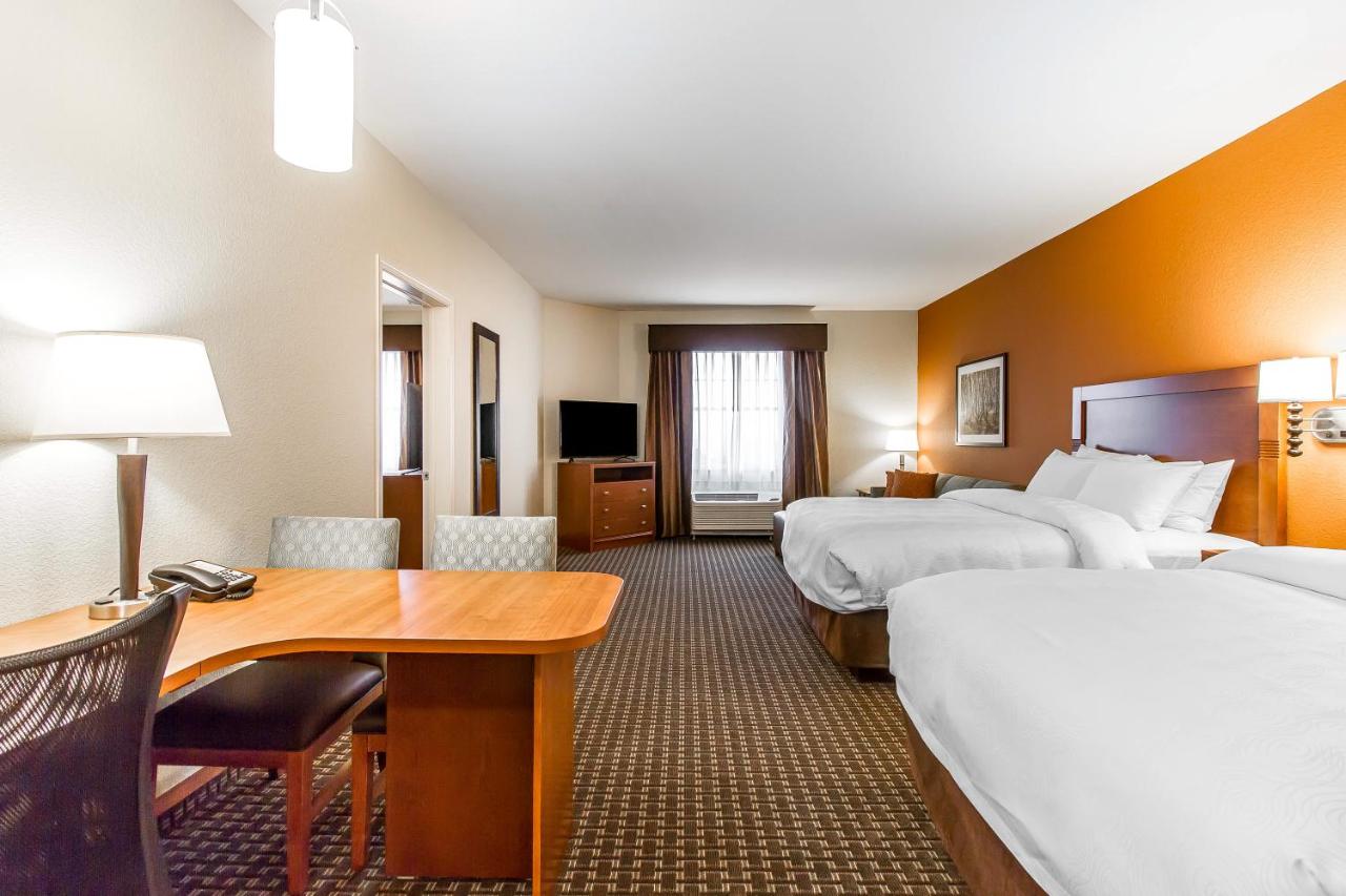 Family Suite - Non-Smoking at MainStay Suites Stanley