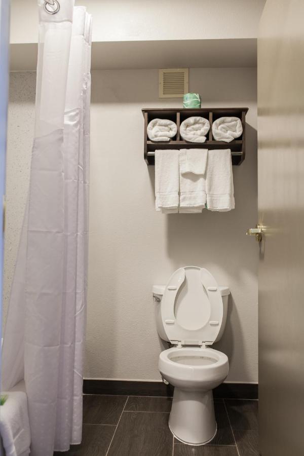 King Room - Disability Access at Holiday Inn Express & Suites Sweetwater by IHG