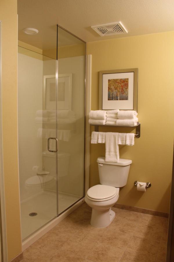 Queen Room with Two Queen Beds at MainStay Suites Watford City - Event Center